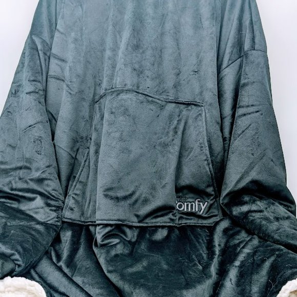 The Comfy Hooded Wearable Blanket Hoodie Pullover Sweatshirt Black New In Bag - Picture 2 of 6
